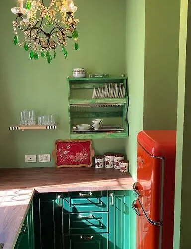 Maggie's Place With Private Backyard *