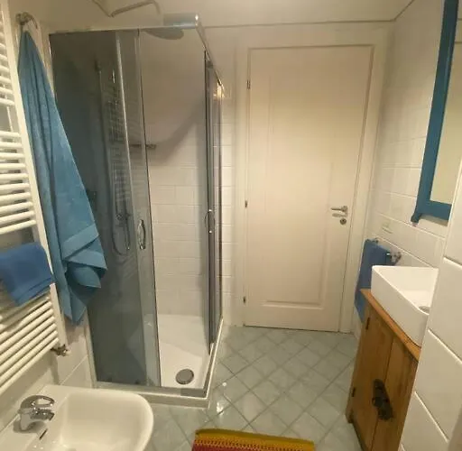 Maggie's Place With Private Backyard 라벤나