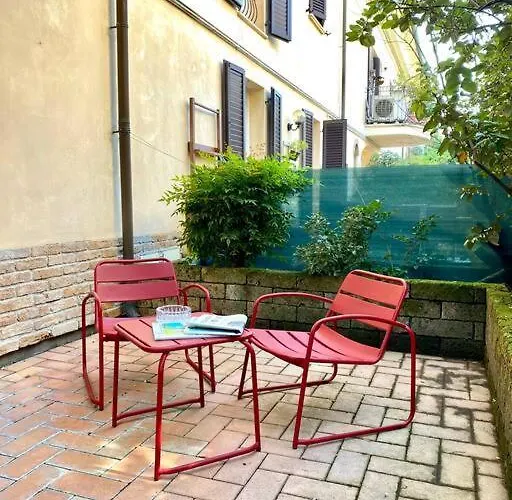 아파트 Maggie's Place With Private Backyard *