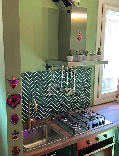 Maggie's Place With Private Backyard * 라벤나